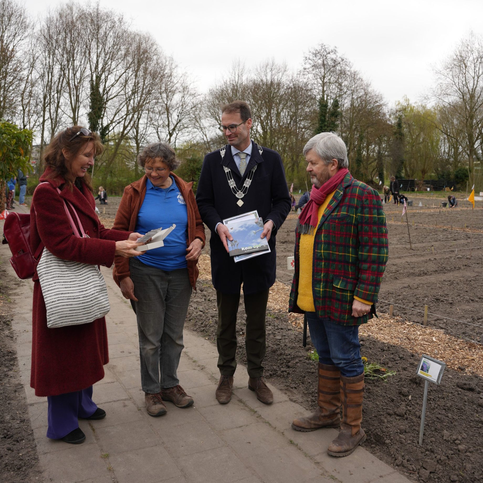 opening bioklok schooltuin Leiden