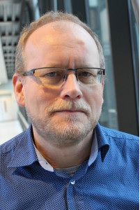 Dr. Tom de Boer