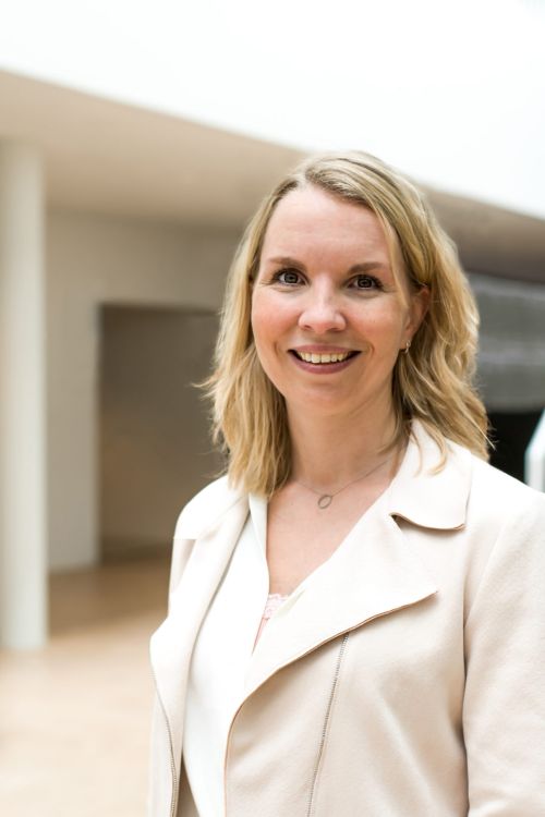 Prof. dr. Laura H. Heitman